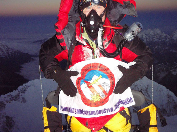 Оклизнули се са крова бирократије